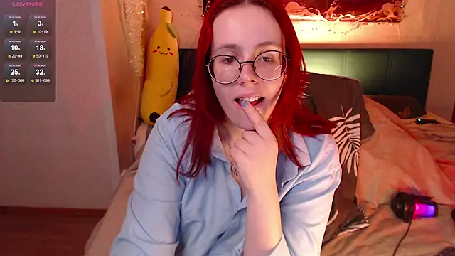 Snapshot of VanessaLincum chatting on January 28, 6:38 am VanessaLincum online show from January 28, 6:38 am