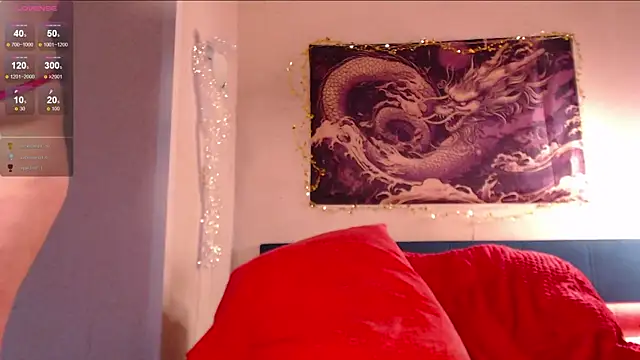 Snapshot of VanessaLincum chatting on March 10, 9:53 am VanessaLincum online show from March 10, 9:53 am