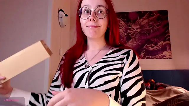 Snapshot of VanessaLincum chatting on November 24, 7:08 am VanessaLincum online show from November 24, 7:08 am