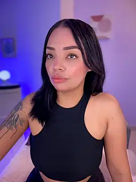 Snapshot of Sara_LipsX chatting on May 14, 1:12 am Sara LipsX online show from May 14, 1:12 am