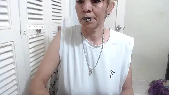 electra-mommy online show from December 17, 11:49 am