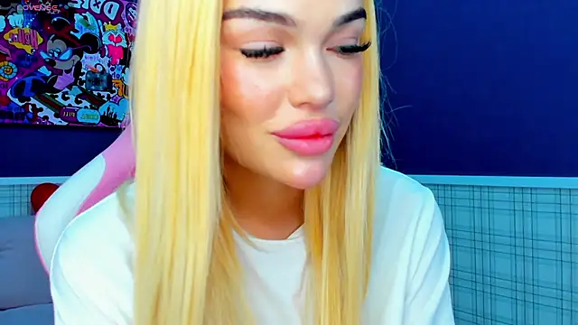 Snapshot of Angel_Sapphire_ chatting on February 15, 3:28 pm Angel Sapphire online show from February 15, 3:28 pm