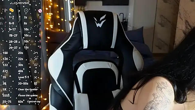 Mary   Moore online show from February 4, 3:54 am