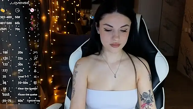 Mary   Moore online show from February 5, 12:53 am