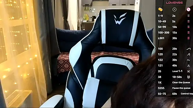 Mary   Moore online show from November 13, 11:42 am