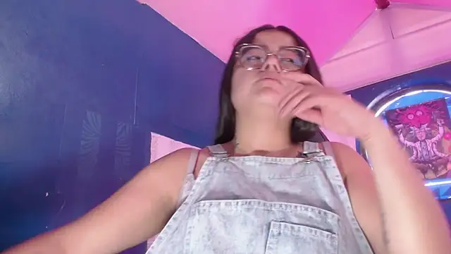 vitoria23  online show from July 8, 3:16 pm