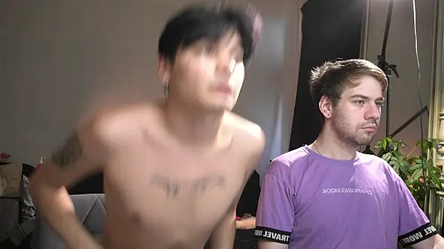 Snapshot of cherrydany chatting on September 9, 12:59 pm cherrydany online show from September 9, 12:59 pm