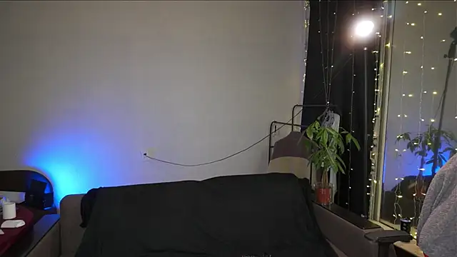 Snapshot of cherrydany chatting on February 17, 5:52 pm cherrydany online show from February 17, 5:52 pm