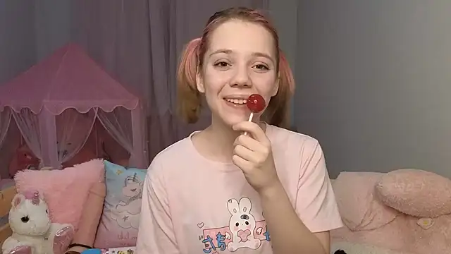 PrincessLittleKiki online show from February 14, 5:32 pm