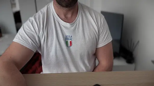 Mr Beef online show from February 17, 1:21 pm