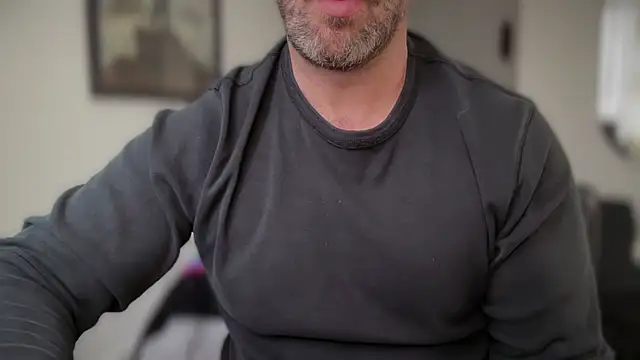 Mr Beef online show from November 3, 3:02 pm