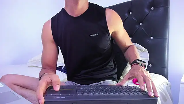 Sebastian-Dash online show from January 13, 11:06 pm