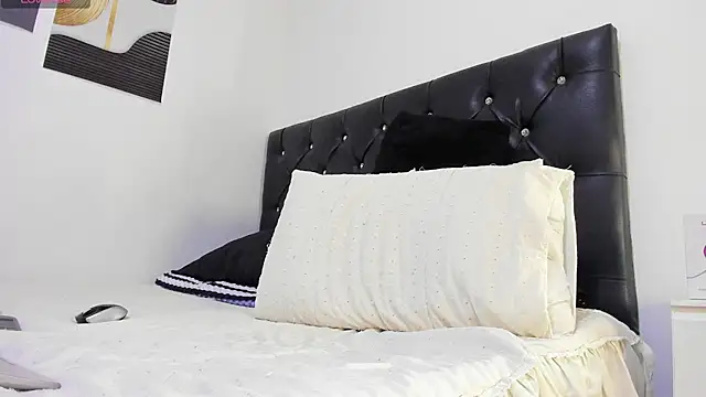 Sebastian-Dash online show from November 8, 12:00 am