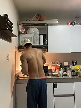 Snapshot of Rafa_garcia28 chatting on March 2, 8:32 am Rafa garcia28 online show from March 2, 8:32 am