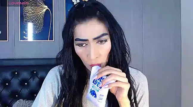 Evelynn sex  online show from December 9, 1:13 pm