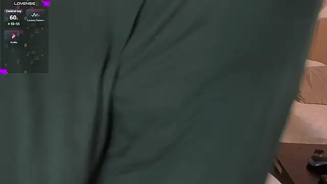 anna-henao online show from April 7, 8:20 pm