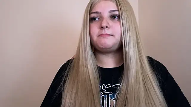 SweetPaige  online show from February 2, 3:17 pm