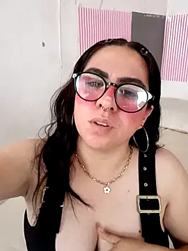 Celestte22 online show from May 26, 7:21 pm