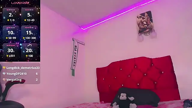 naomy  xx online show from January 29, 7:22 pm