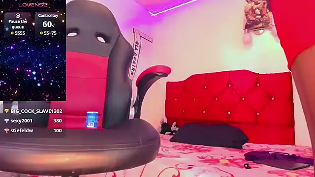 naomy  xx online show from February 1, 7:23 pm