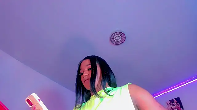 naomy  xx online show from March 8, 10:24 pm