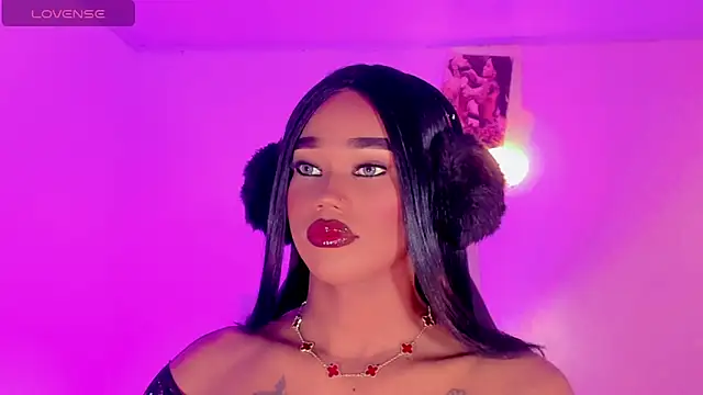 naomy  xx online show from November 25, 3:17 am