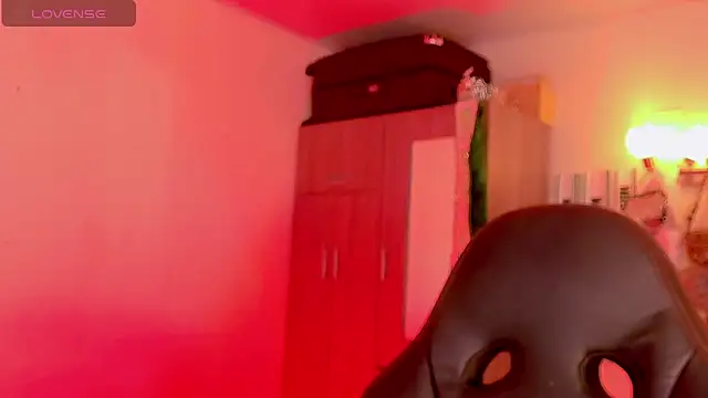 naomy  xx online show from March 14, 8:36 pm