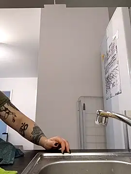 divine eve online show from December 16, 9:47 am