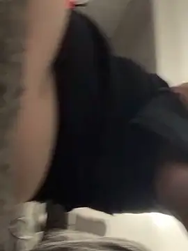 Snapshot of BBW2320 chatting on October 20, 10:27 am BBW2320 online show from October 20, 10:27 am