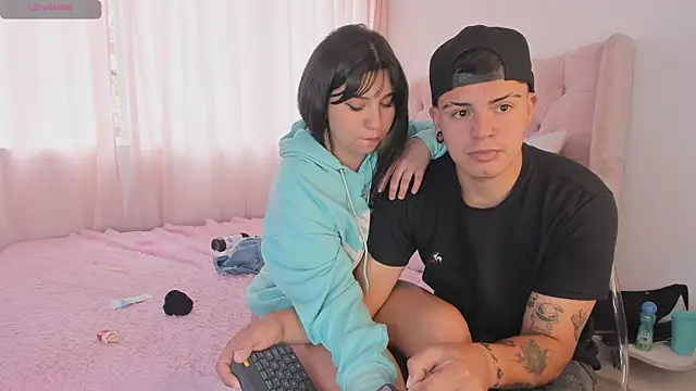 lucy Bensonn online show from March 13, 3:17 pm