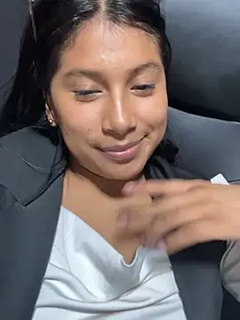 Snapshot of LinnaGardenia chatting on December 26, 10:52 pm LinnaGardenia online show from December 26, 10:52 pm