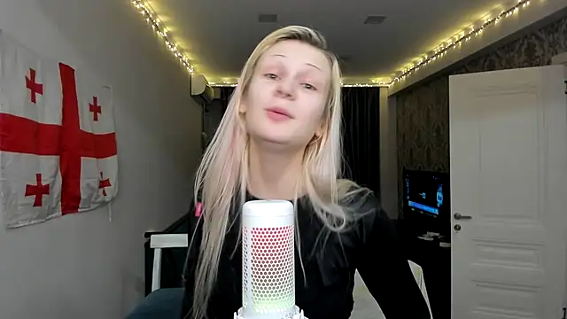 sashakiss99 online show from January 14, 9:41 pm