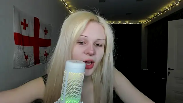 sashakiss99 online show from February 28, 5:59 pm