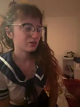 Snapshot of _foxygirl_ chatting on January 30, 6:10 pm foxygirl online show from January 30, 6:10 pm