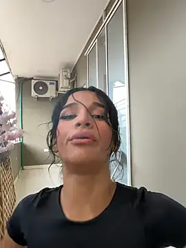 Snapshot of Dany-Sexy chatting on February 7, 11:47 am Dany-Sexy online show from February 7, 11:47 am