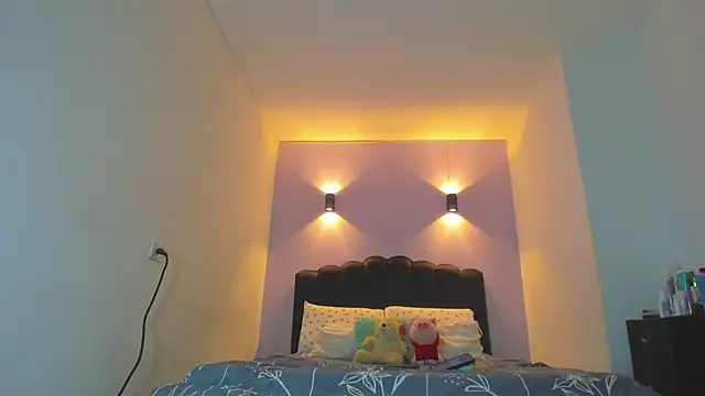 Sofia Clauss  online show from February 27, 4:12 am