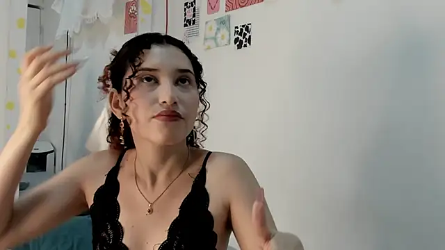 Snapshot of gabriela_duarte1 chatting on March 16, 3:47 am gabriela duarte1 online show from March 16, 3:47 am