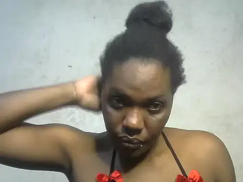 Snapshot of Bitty_baby chatting on February 19, 12:28 am Bitty baby online show from February 19, 12:28 am