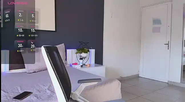 Leyli Doll online show from February 21, 9:22 pm