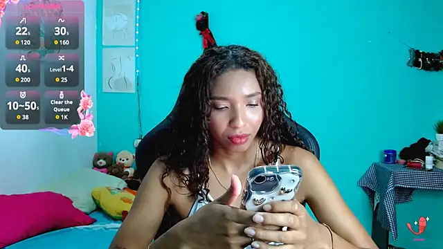 Snapshot of sensitive_brunette chatting on January 8, 9:39 pm sensitive brunette online show from January 8, 9:39 pm