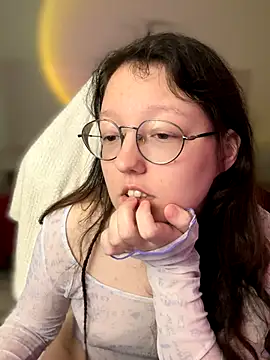 emigooflordXD online show from September 13, 1:11 pm