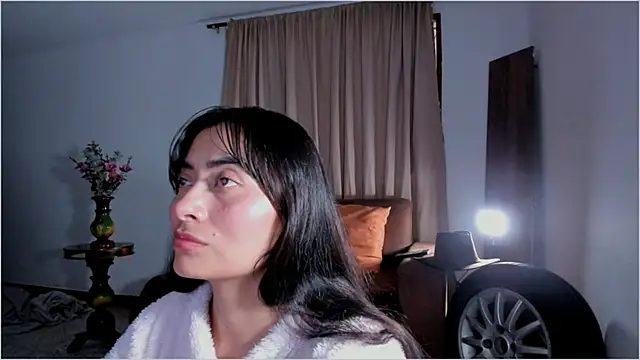 Lauren A online show from October 23, 7:23 pm