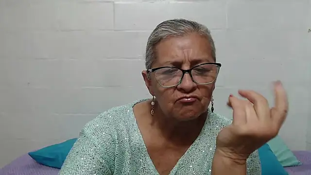 candy mature  online show from September 30, 11:54 pm