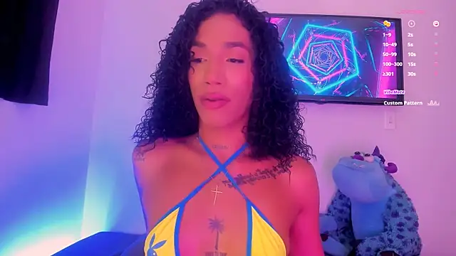 turabbitxx online show from February 12, 1:22 am