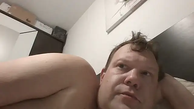 Snapshot of 6Montana6 chatting on November 8, 12:11 am 6Montana6 online show from November 8, 12:11 am