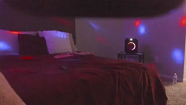 yiauana online show from February 24, 12:52 am