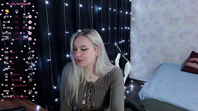 VikaPowers online show from February 10, 6:45 pm