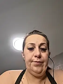 AvaLloyd online show from February 15, 3:03 am