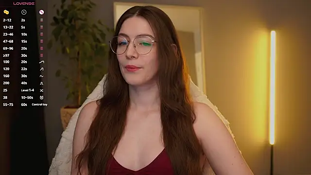 Snapshot of Ester_Hill chatting on February 26, 10:03 am Ester Hill online show from February 26, 10:03 am