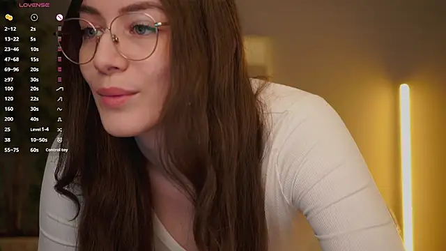 Ester Hill online show from April 6, 4:46 am